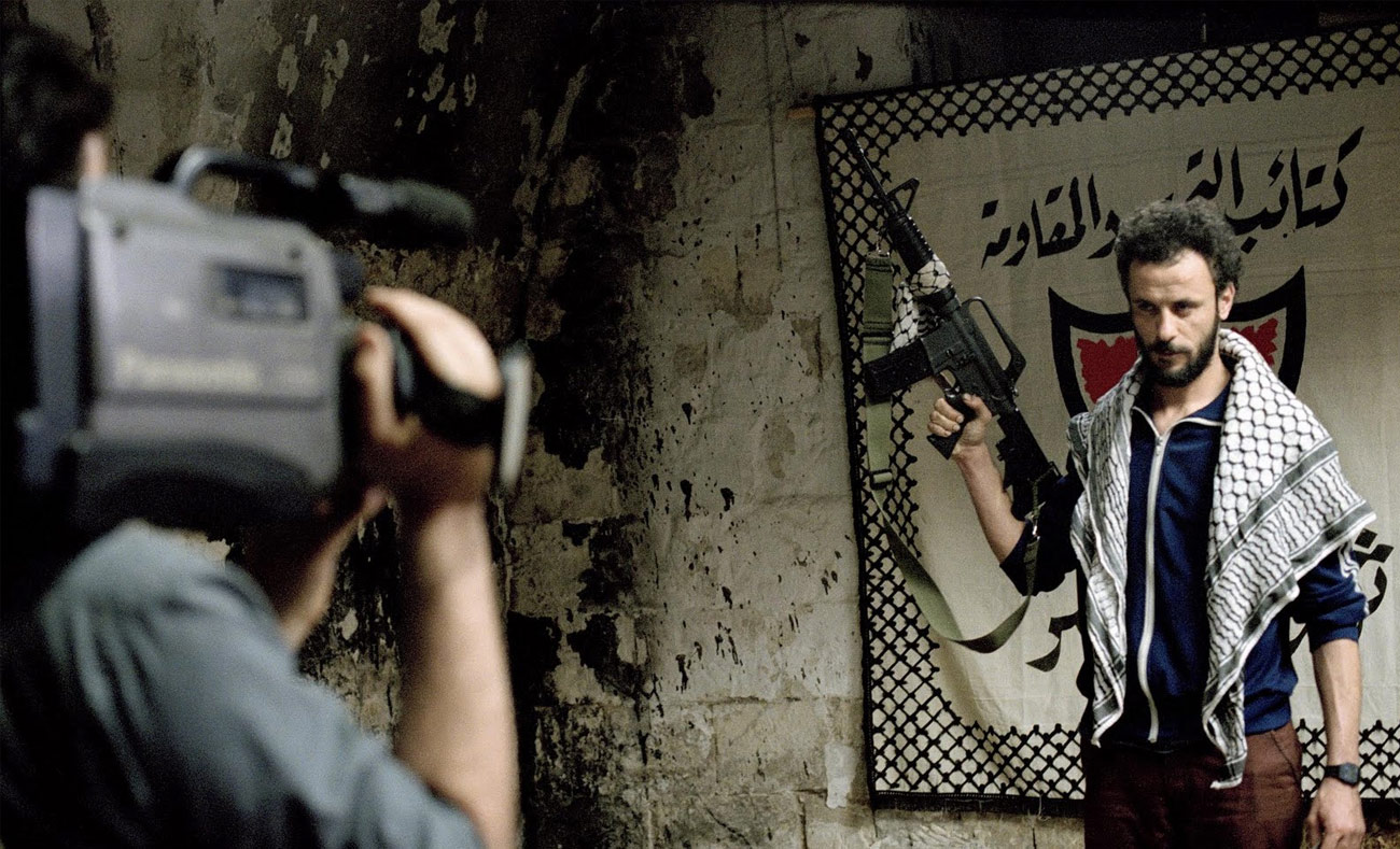 لقطة من فيلم "الجنة الآن" للمخرج الفلسطيني هاني أبو أسعد (انترنت)
