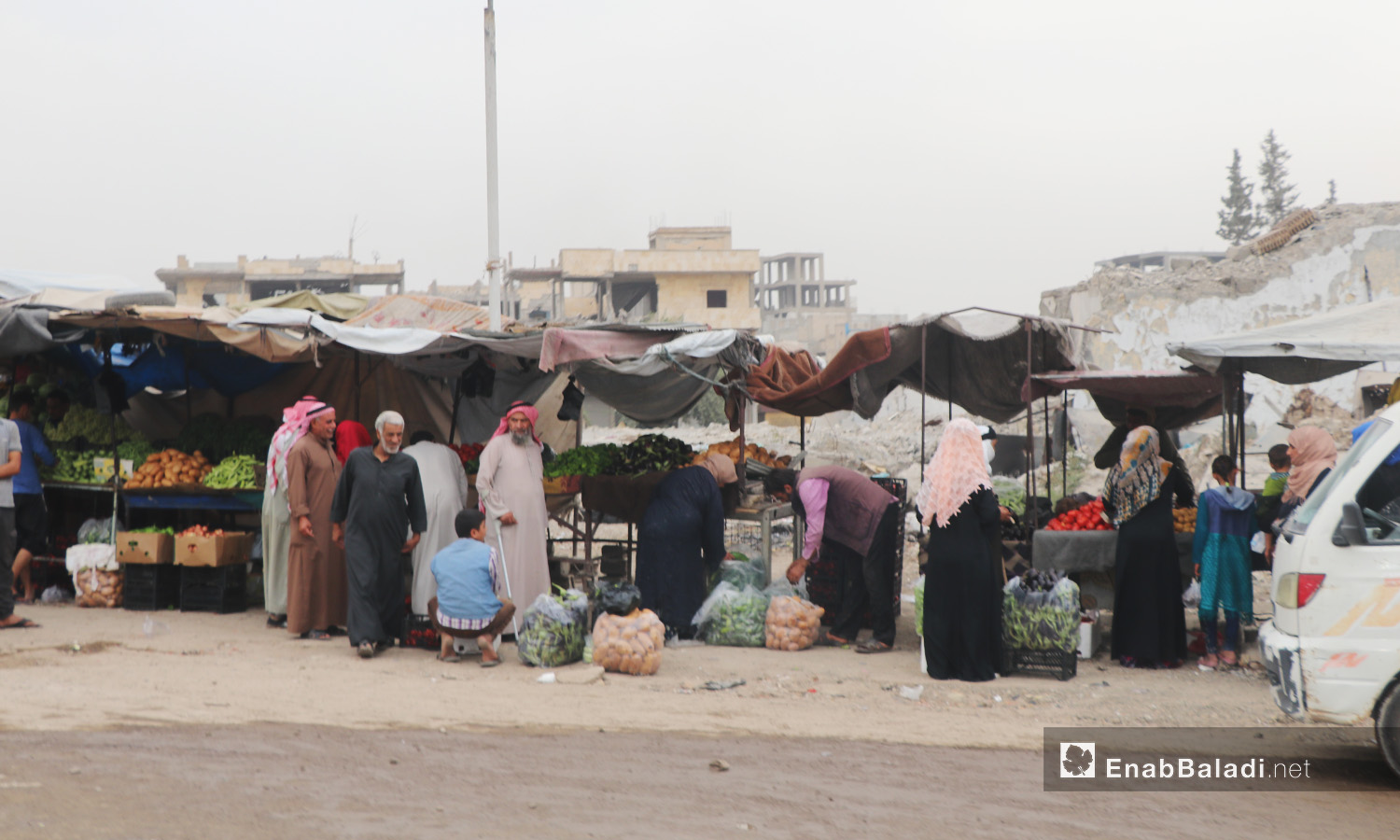 Commercial activity in al-Raqqa city - September 2020 (Enab Baladi - Abdul Aziz al-Saleh)