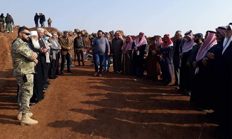 Dignitaries from Daraa and As-Suwayda with elements from the "Eighth Brigade" during its withdrawal of military posts from al-Qarya town - 09 November 2020 (Suwayda 24)